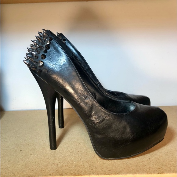 Zigisoho ‘SLY’ Heels with Spikes - Picture 2 of 8